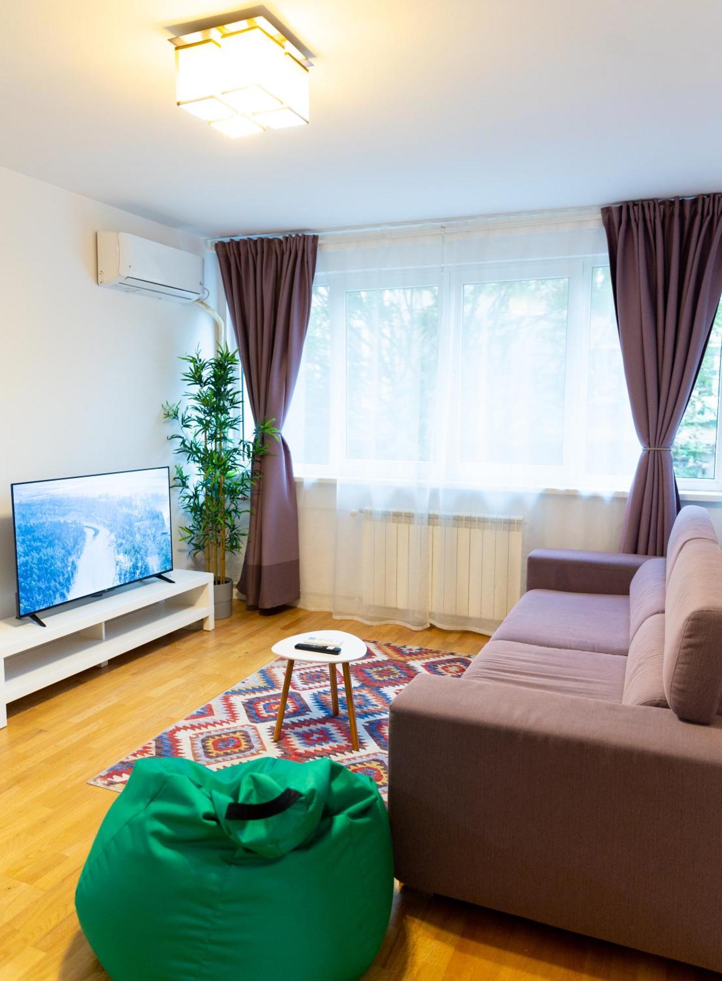 Old Town Central Oasis - Secured Parking Nearby - Self Check In - Metro Station At 1Min بوخارست المظهر الخارجي الصورة