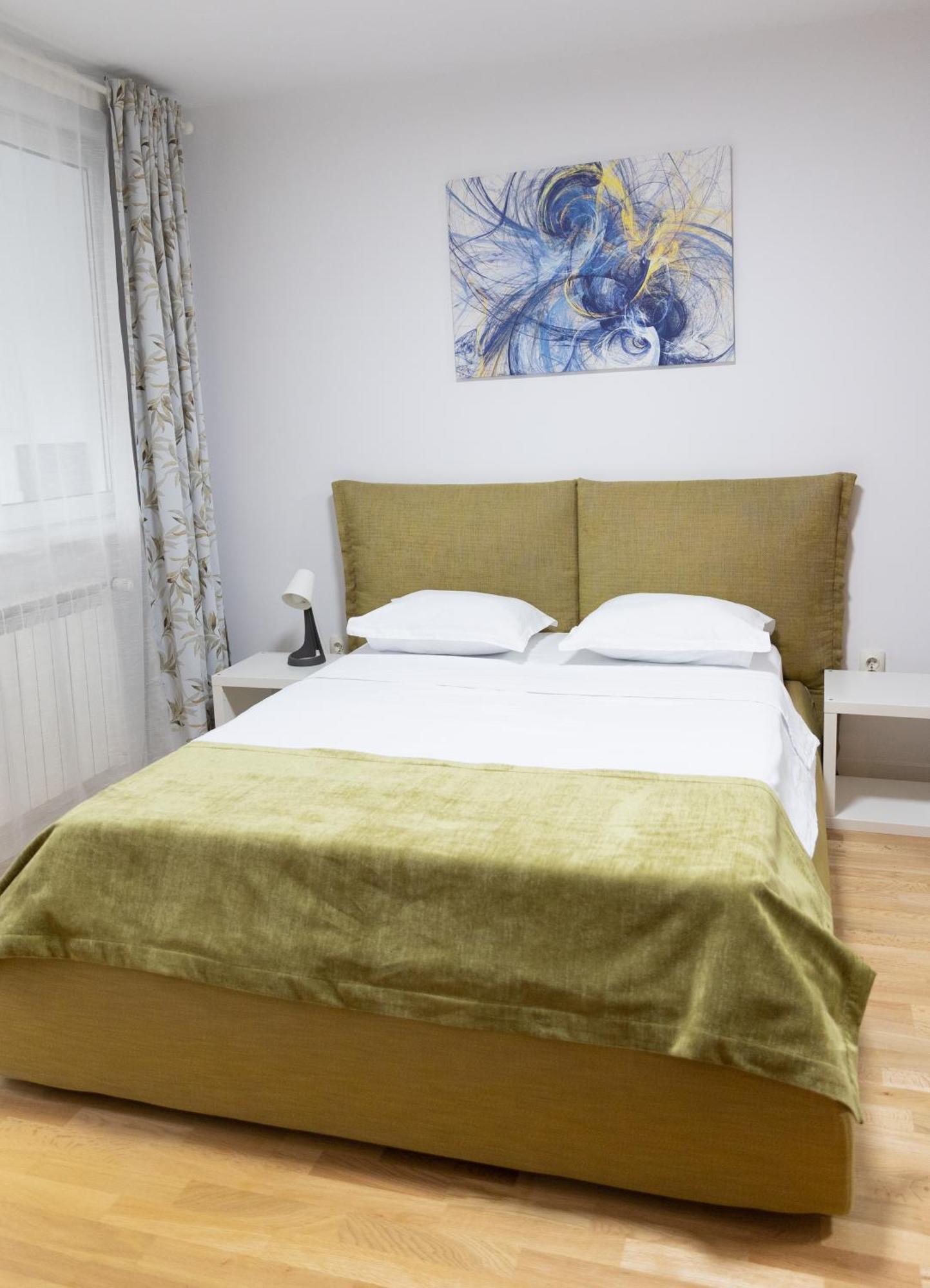 Old Town Central Oasis - Secured Parking Nearby - Self Check In - Metro Station At 1Min بوخارست المظهر الخارجي الصورة