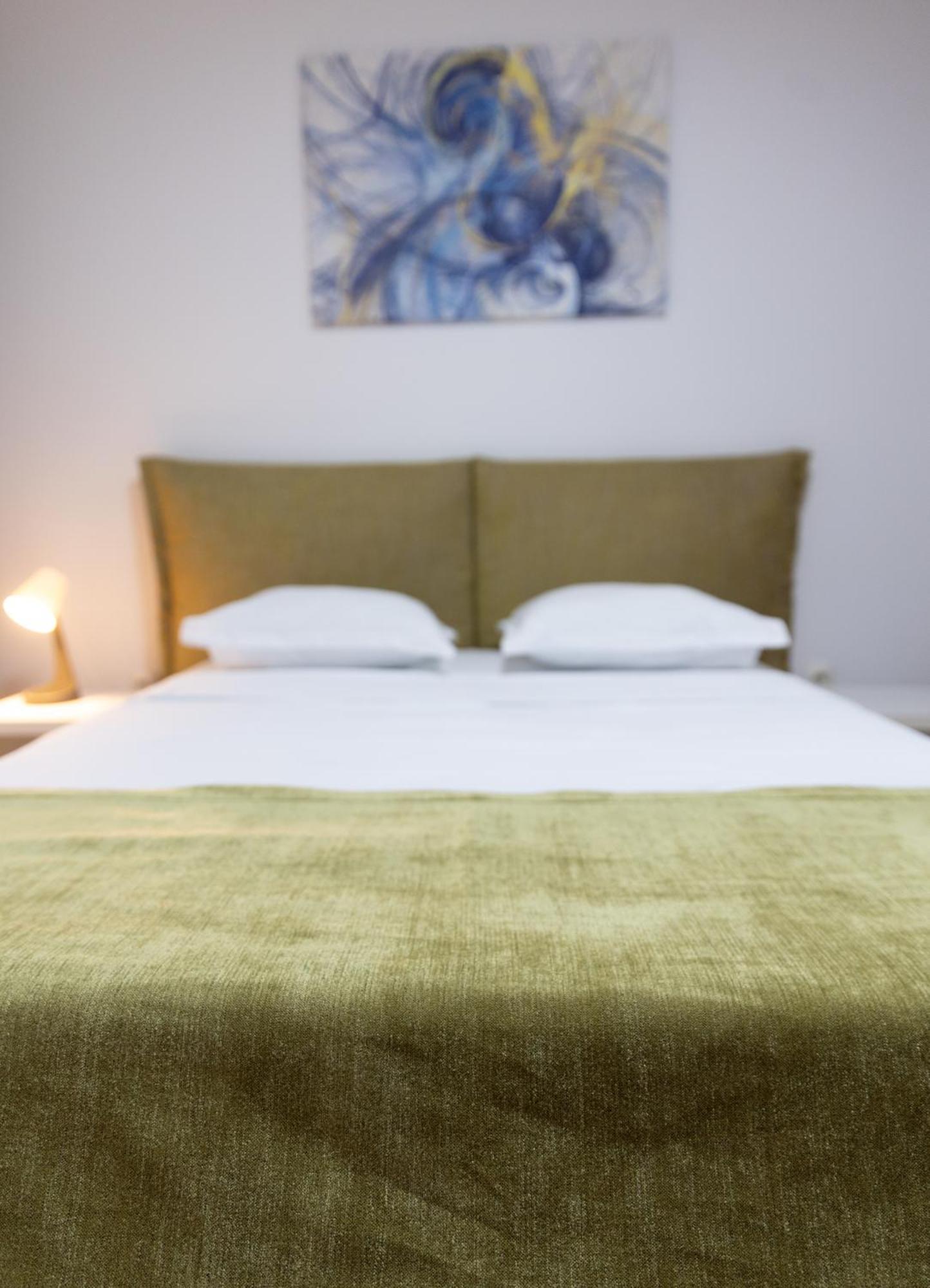 Old Town Central Oasis - Secured Parking Nearby - Self Check In - Metro Station At 1Min بوخارست المظهر الخارجي الصورة